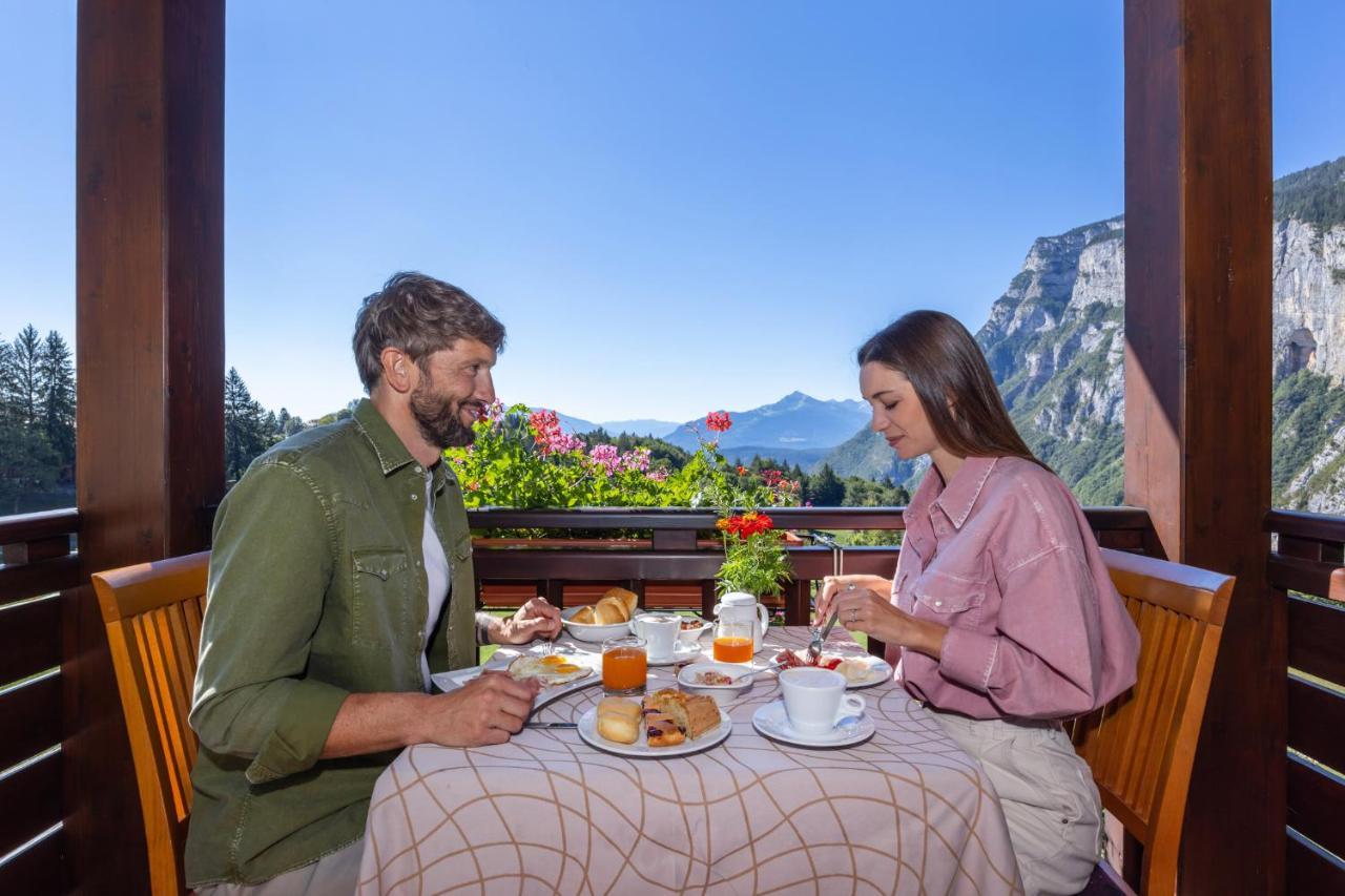 Hotel Arcobaleno Фай-делла-Паганелла Екстер'єр фото